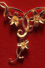 《死或生：女神璀璨假期》新实机试玩 妹子性感撩人